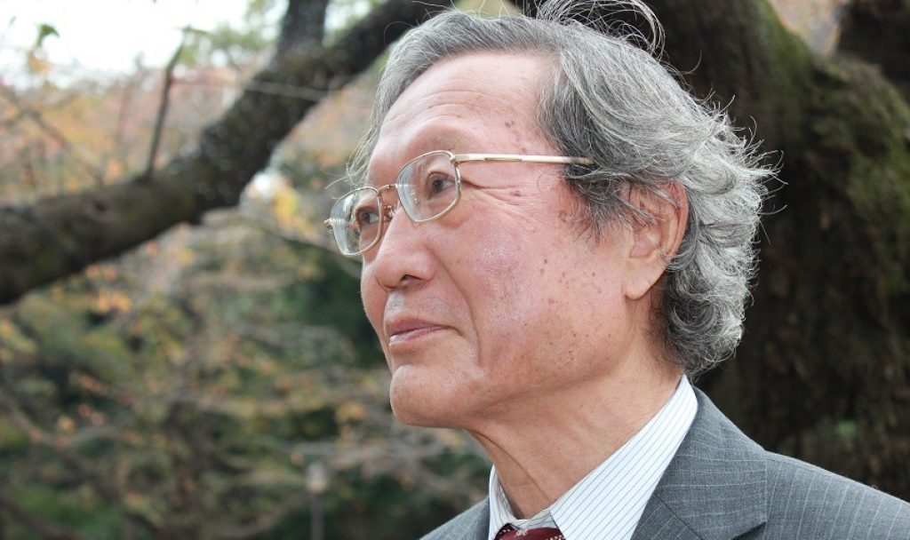 Matemático japonês Masaki Kashiwara, vencedor do Prêmio Abel 2025, destaque internacional por suas contribuições à geometria algébrica e análise microlocal.